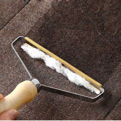 Manual Lint Remover: Keep Fabrics Clean