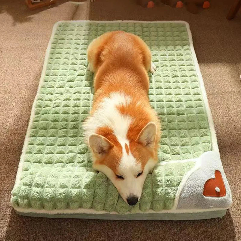 Luxury Plaid Dog Mat for Cozy Sleep